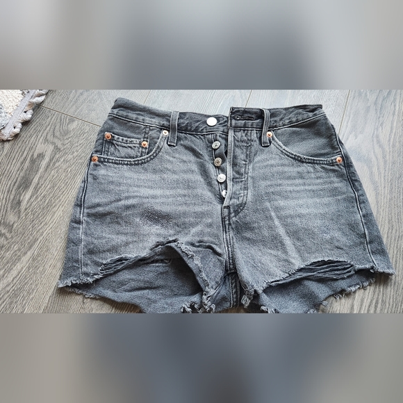 Levis 501's Cut Offs - Picture 1 of 3